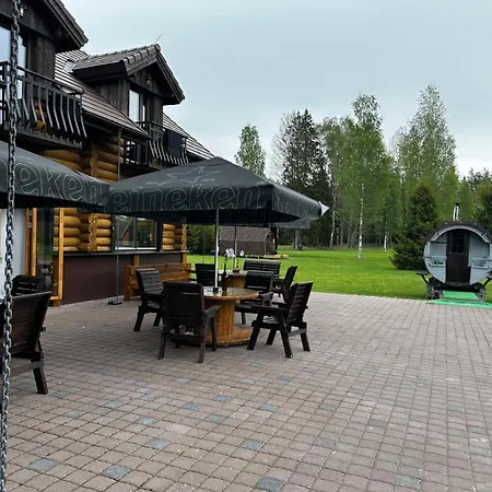 Kaljusaare Puhkemaja Villa Karjakula (Jarva)